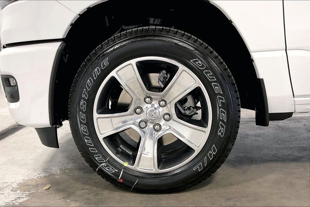 2026 RAM 1500 RAM 1500 EXPRESS CREW CAB 4X2 5'7' BOX