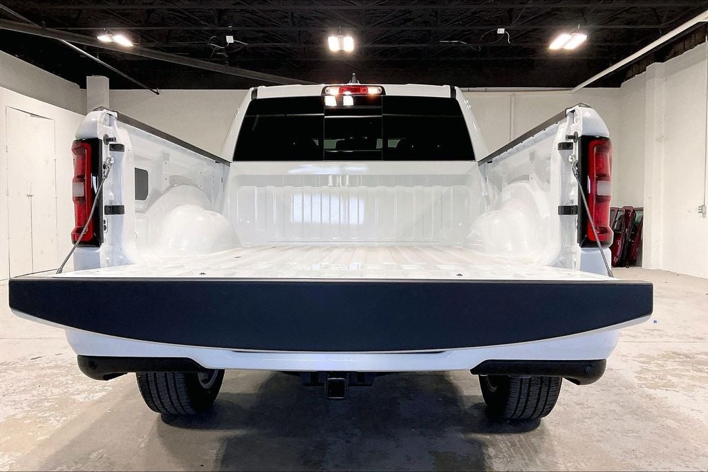 2026 RAM 1500 RAM 1500 EXPRESS CREW CAB 4X2 5'7' BOX
