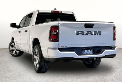 2026 RAM 1500 RAM 1500 EXPRESS CREW CAB 4X2 5'7' BOX