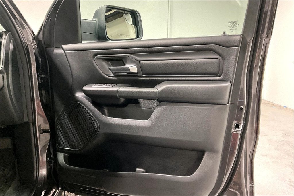 2027 RAM Ram 1500 RAM 1500 EXPRESS CREW CAB 4X4 5'7' BOX