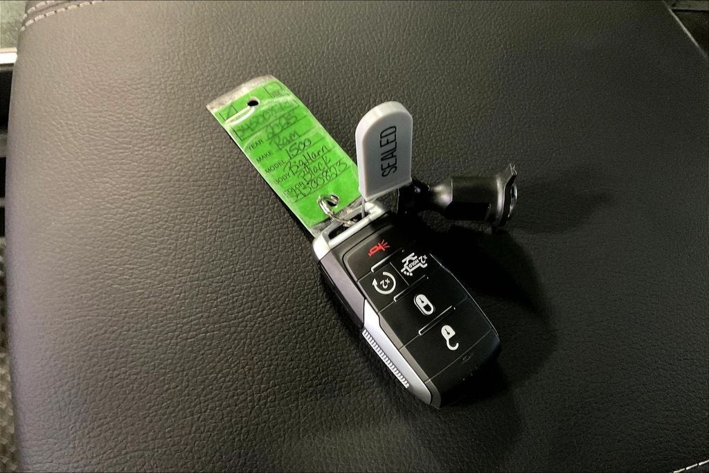 2025 RAM Ram 1500 RAM 1500 BIG HORN CREW CAB 4X4 5'7' BOX