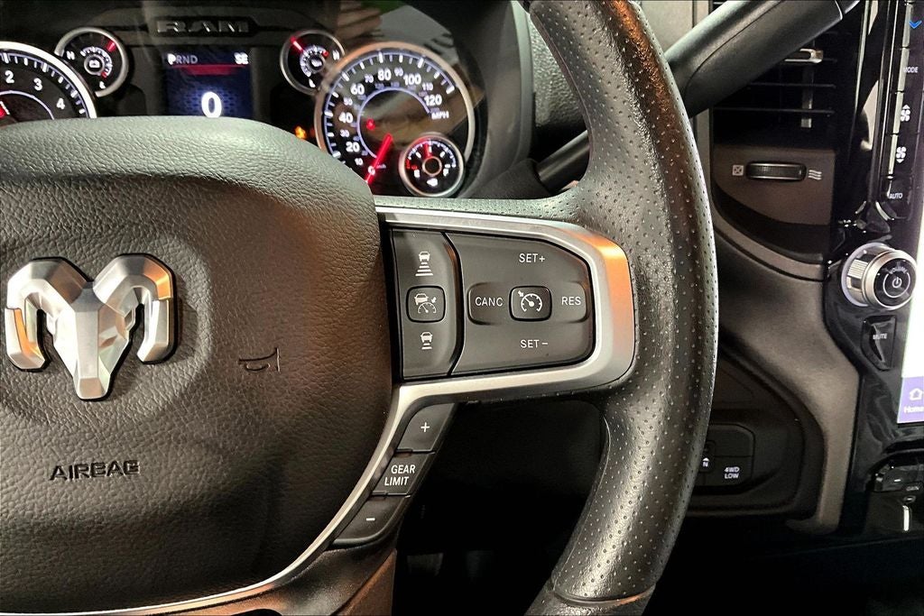 2026 RAM Ram 2500 RAM 2500 BLACK EXPRESS CREW CAB 4X4 6'4' BOX