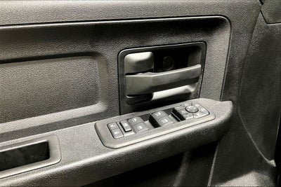 2026 RAM Ram 2500 RAM 2500 BLACK EXPRESS CREW CAB 4X4 6'4' BOX