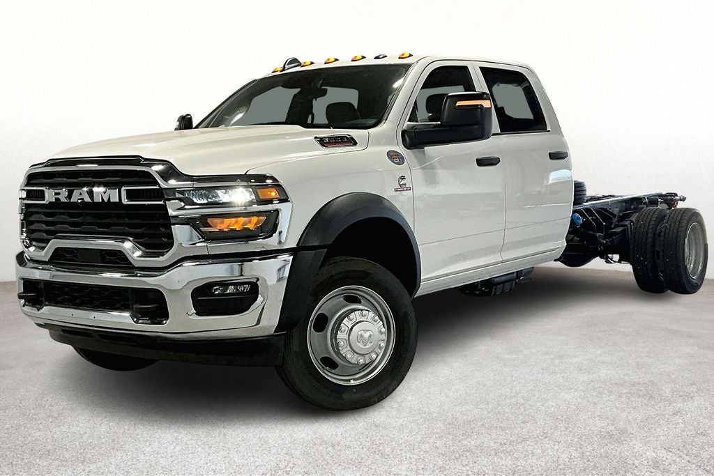 2025 RAM Ram 5500 Chassis Cab RAM 5500 TRADESMAN CHASSIS CREW CAB 4X4 84' CA