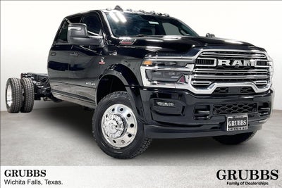 2027 RAM Ram 5500 Chassis Cab RAM 5500 BIG HORN CHASSIS CREW CAB 4X4 84' CA