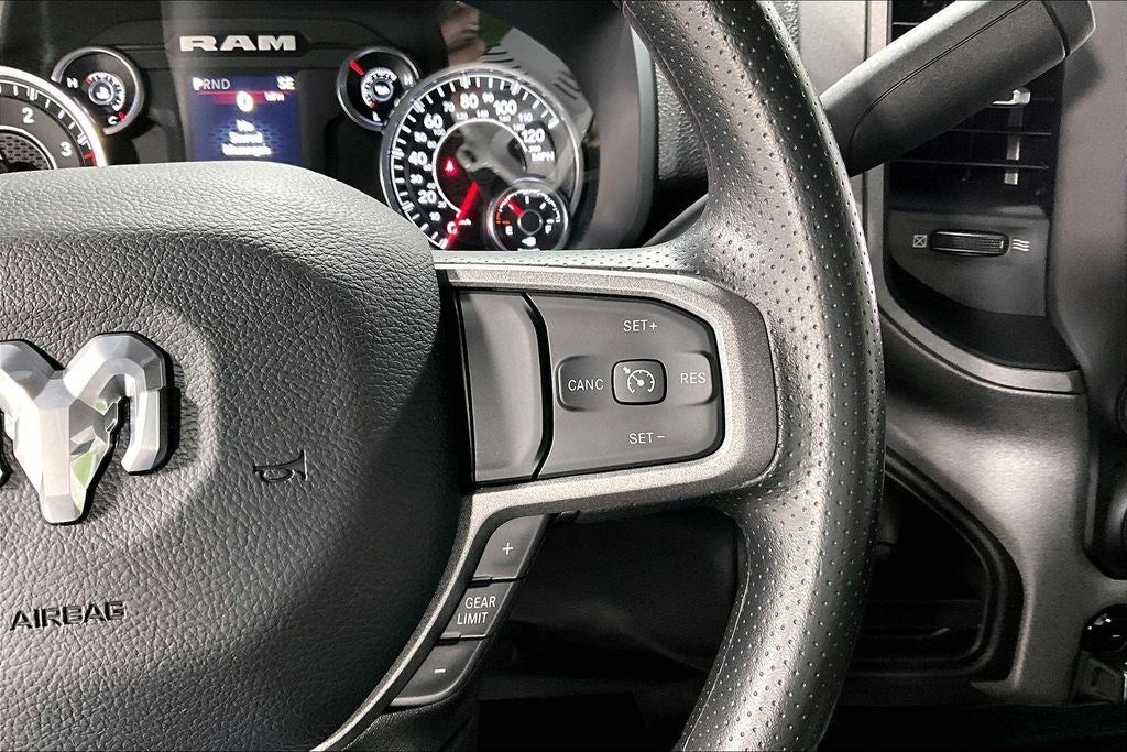 2024 RAM 3500 Chassis Tradesman/SLT