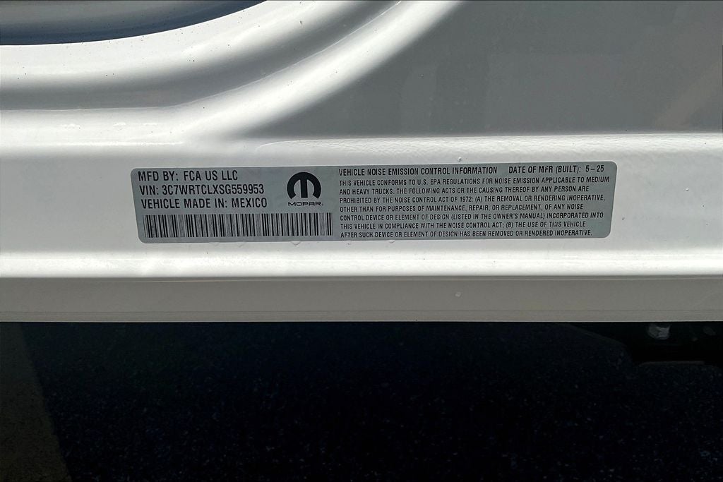 2025 RAM Ram 3500 Chassis Cab RAM 3500 TRADESMAN CREW CAB CHASSIS 4X4 60' CA