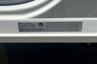 2025 RAM Ram 3500 Chassis Cab RAM 3500 TRADESMAN CREW CAB CHASSIS 4X4 60' CA