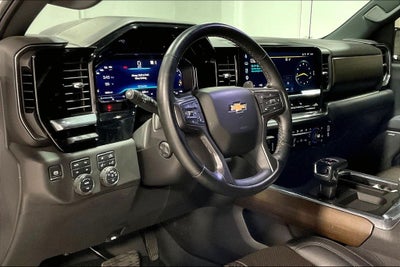 2025 Chevrolet Silverado 1500 4WD Crew Cab Short Bed High Country