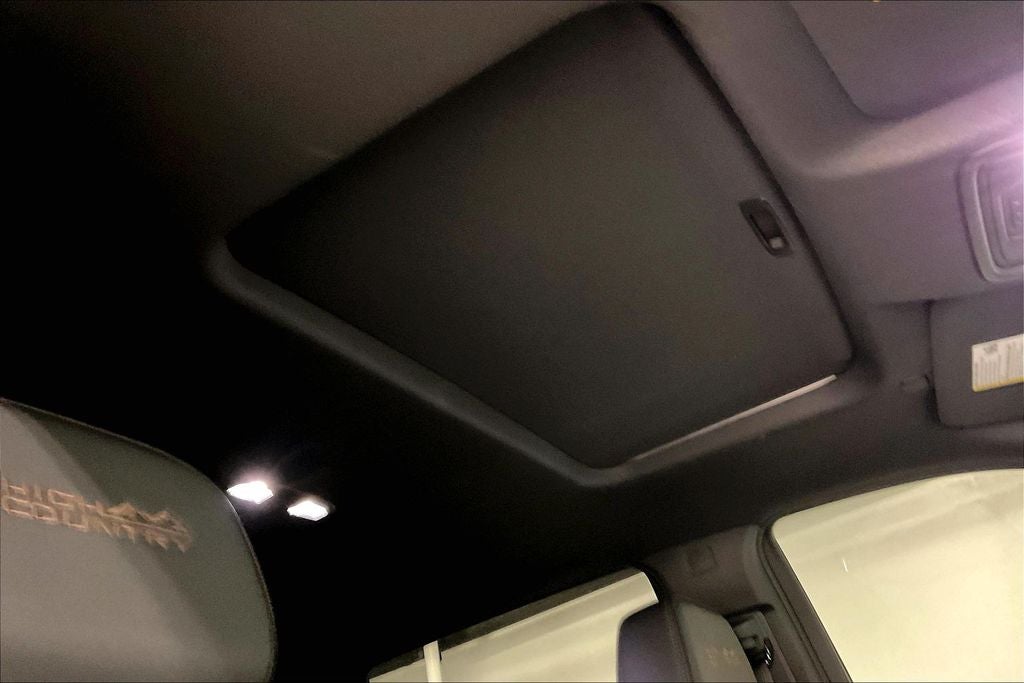 2025 Chevrolet Silverado 1500 4WD Crew Cab Short Bed High Country