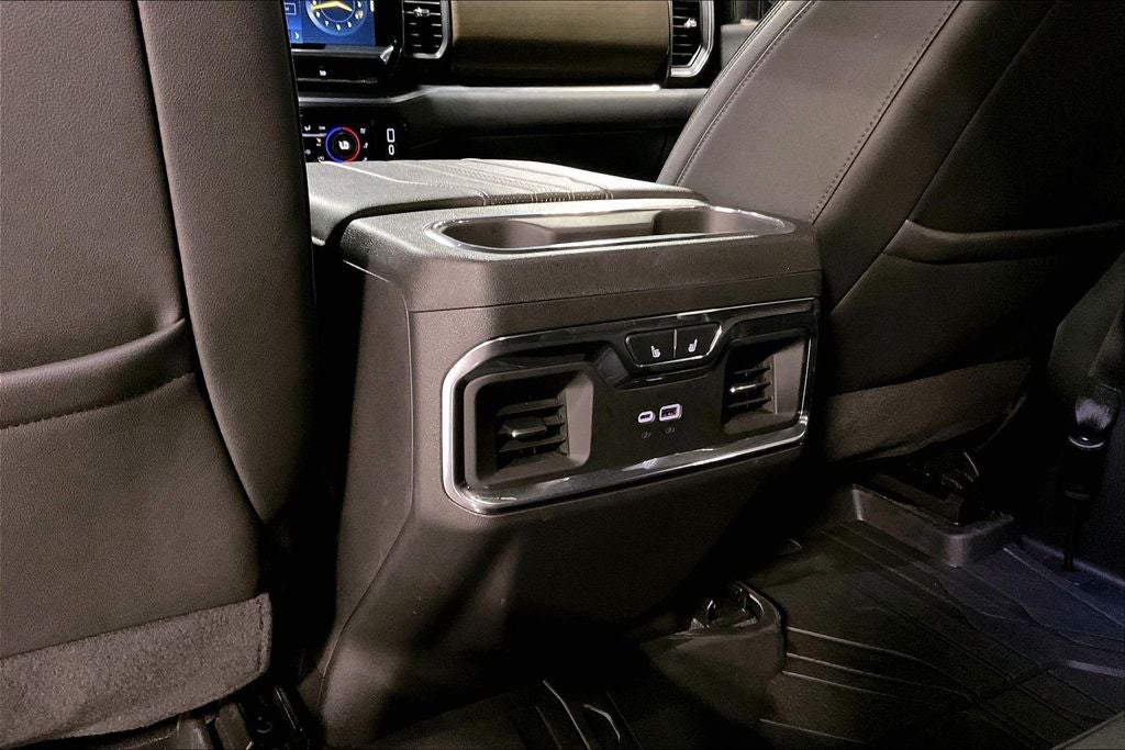 2025 Chevrolet Silverado 1500 4WD Crew Cab Short Bed High Country