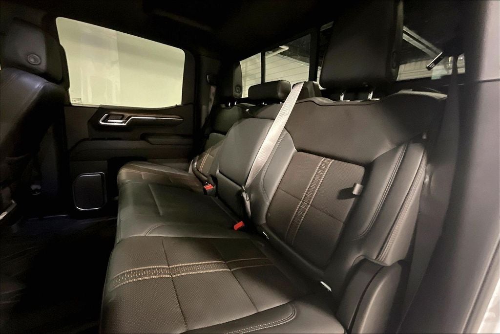 2025 Chevrolet Silverado 1500 4WD Crew Cab Short Bed High Country