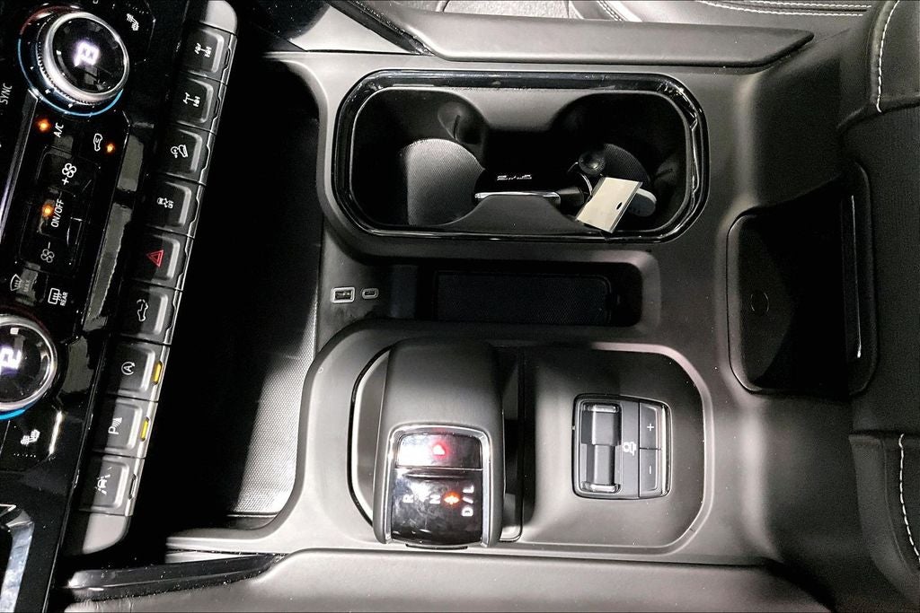 2024 GMC Sierra 1500 4WD Crew Cab Short Box AT4X