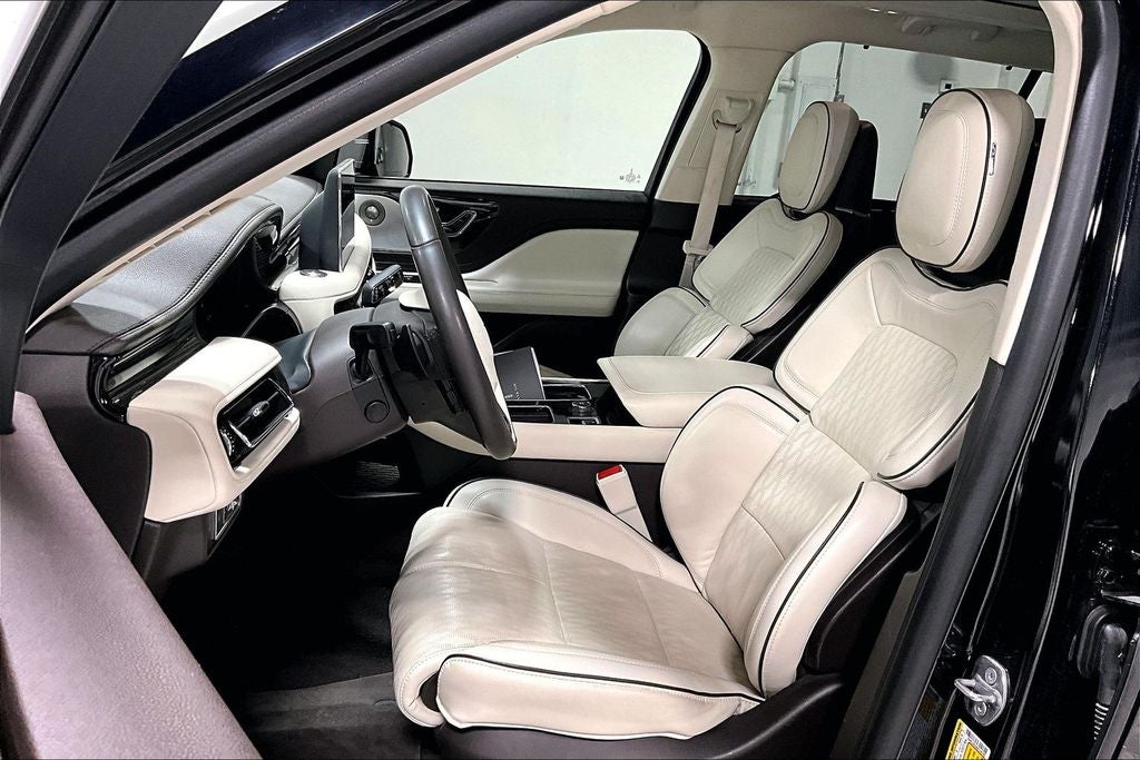 2024 Lincoln Aviator Black Label