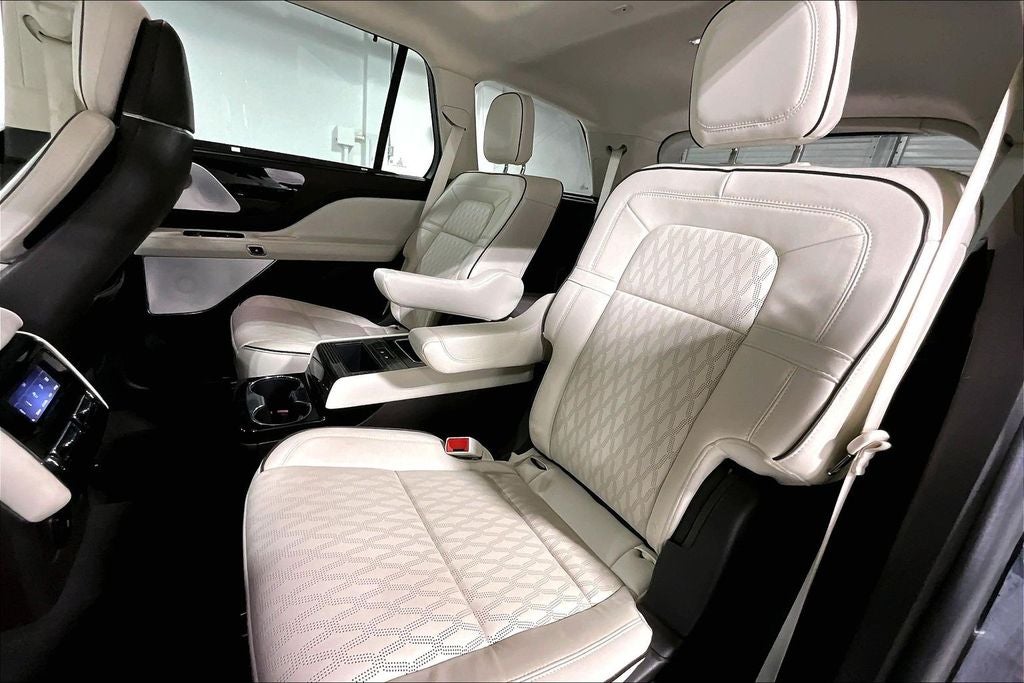 2024 Lincoln Aviator Black Label