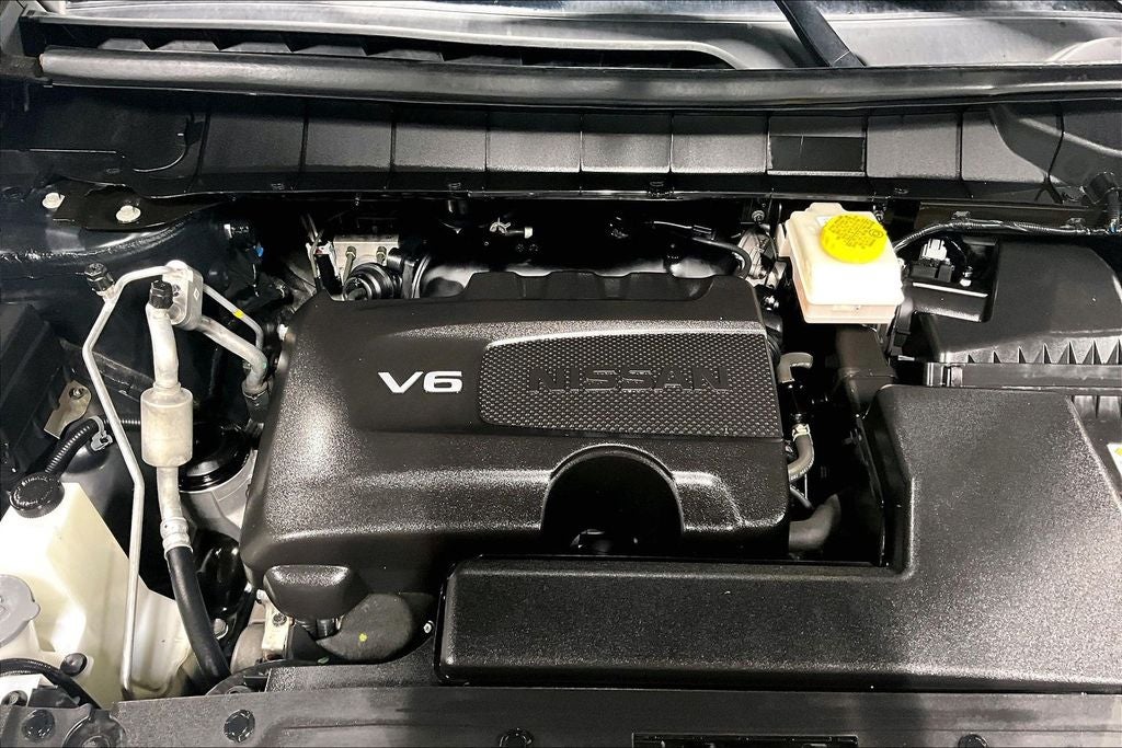 2023 Nissan Pathfinder SL 4WD