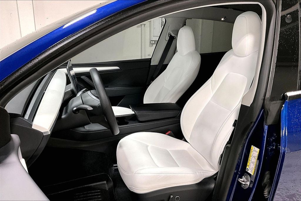 2024 Tesla Model Y Long Range Dual Motor All-Wheel Drive