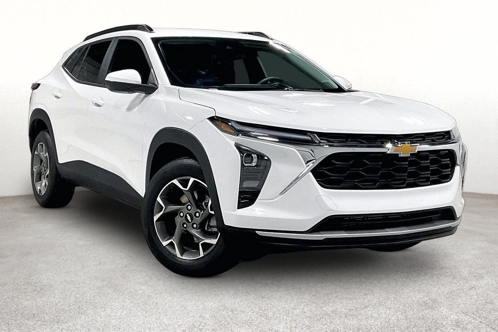 2026 Chevrolet Trax FWD LT
