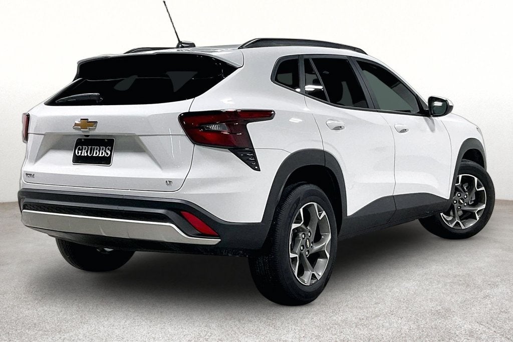 2026 Chevrolet Trax FWD LT