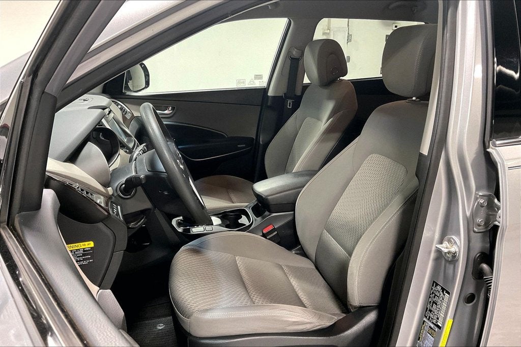 2019 Hyundai Santa Fe XL SE