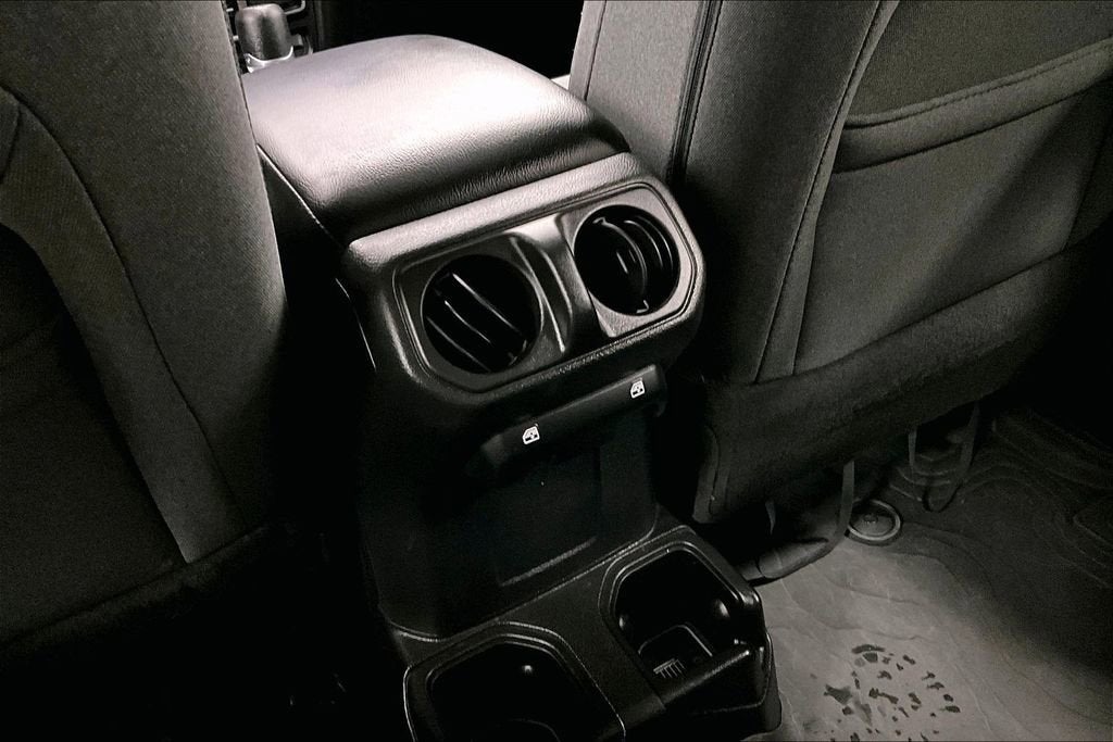 2024 Jeep Wrangler 4-Door Willys 4x4