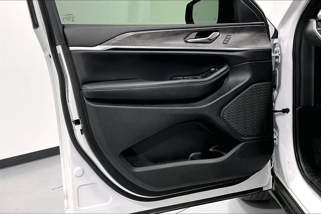 2024 Jeep Grand Cherokee Limited 4x2