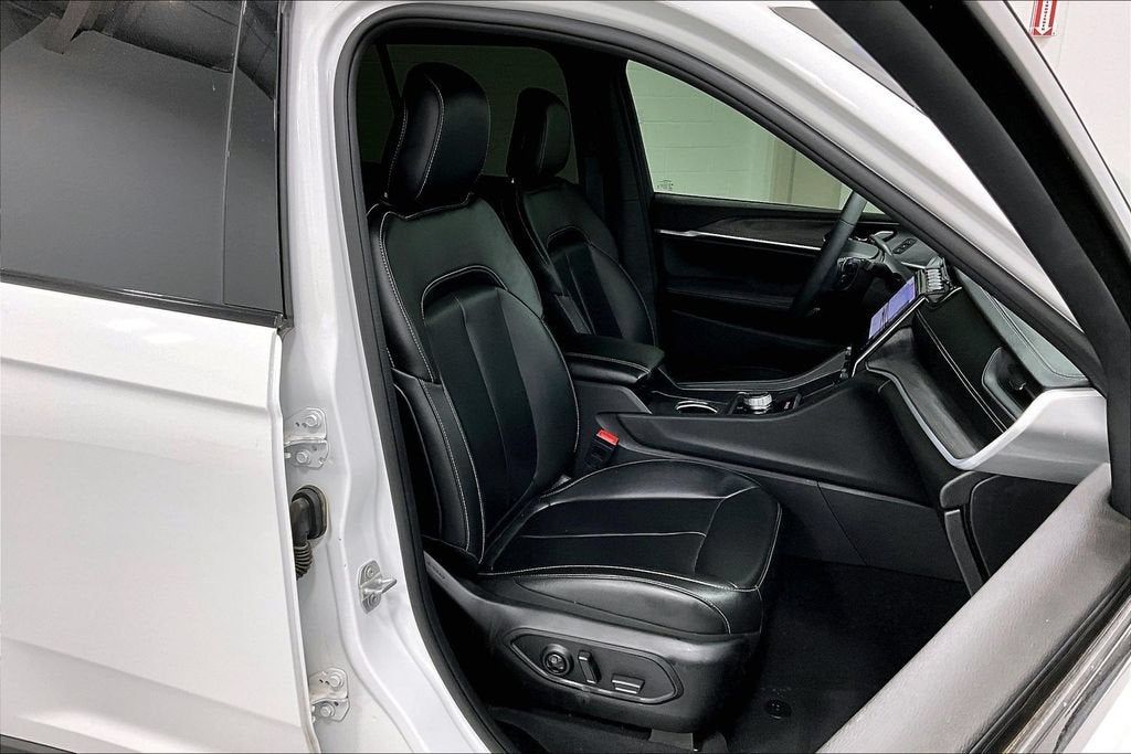2024 Jeep Grand Cherokee Limited 4x2