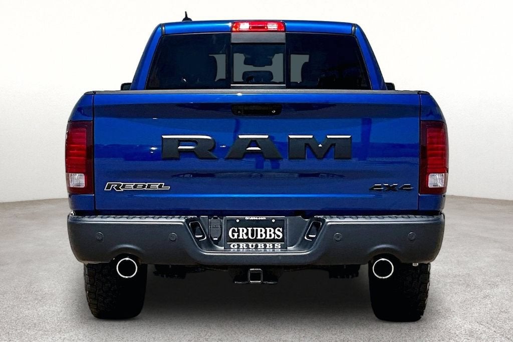 2018 RAM 1500 Rebel Crew Cab 4x4 5'7" Box