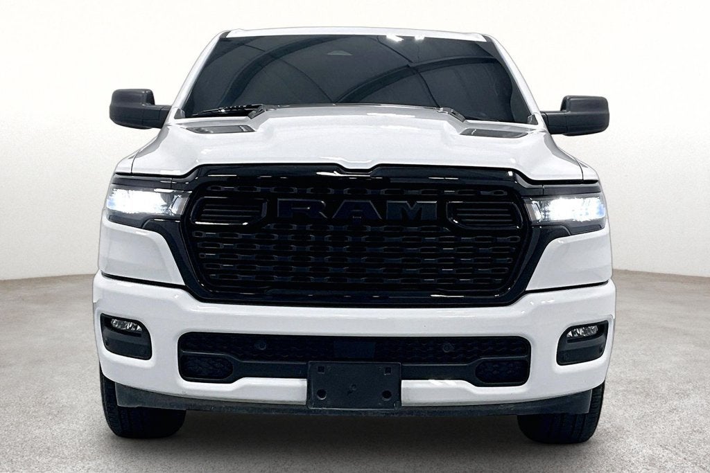 2025 RAM 1500 Tradesman Crew Cab 4x4 5'7" Box