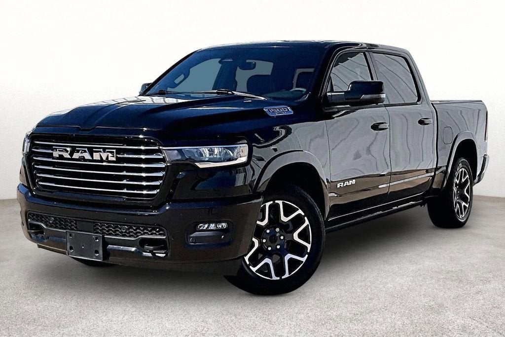 2025 RAM 1500 Laramie Crew Cab 4x4 5'7" Box