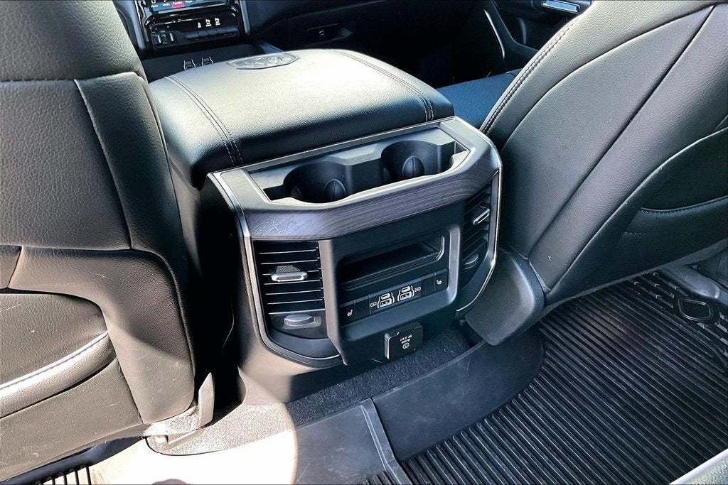 2025 RAM 1500 Laramie Crew Cab 4x4 5'7" Box