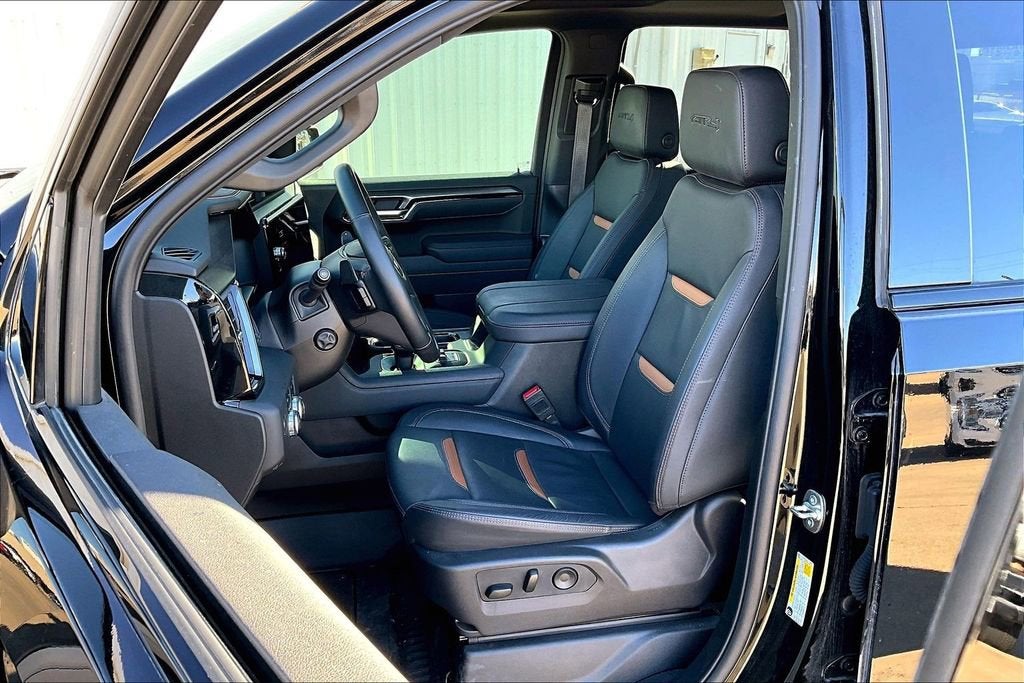 2025 GMC Sierra 1500 AT4