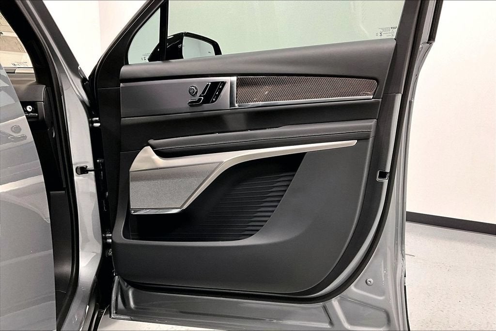 2027 Cadillac VISTIQ Sport