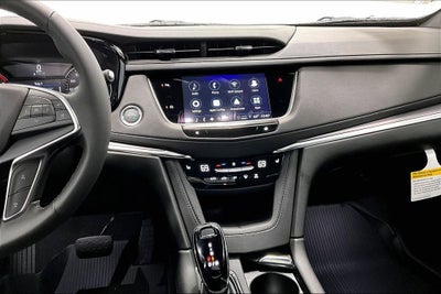 2026 Cadillac XT5 Luxury