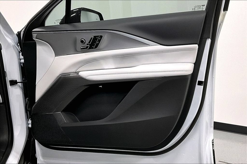 2027 Cadillac LYRIQ Sport
