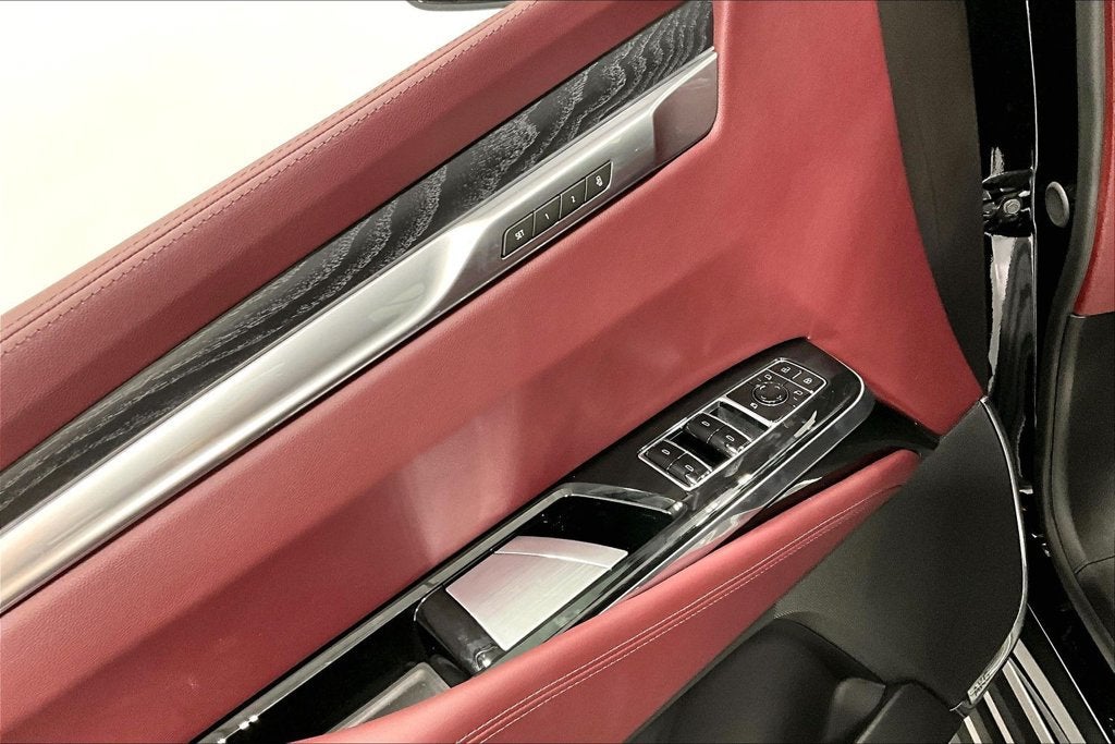 2027 Cadillac Escalade 4WD Sport