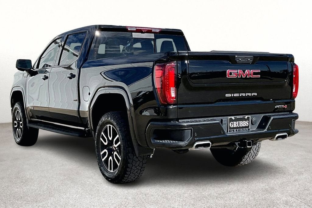 2025 GMC Sierra 1500 AT4