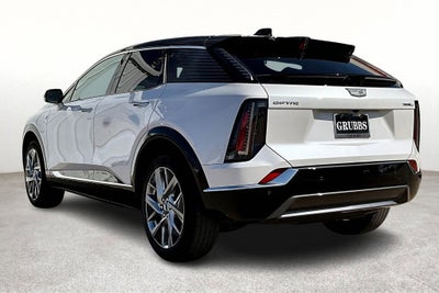 2025 Cadillac OPTIQ Luxury 1