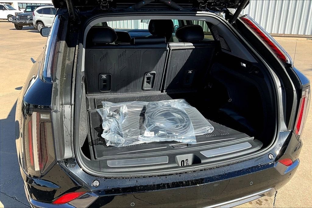 2025 Cadillac OPTIQ Sport 1