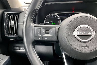 2024 Nissan Pathfinder SV