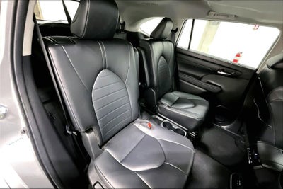 2024 Toyota Highlander Hybrid XLE