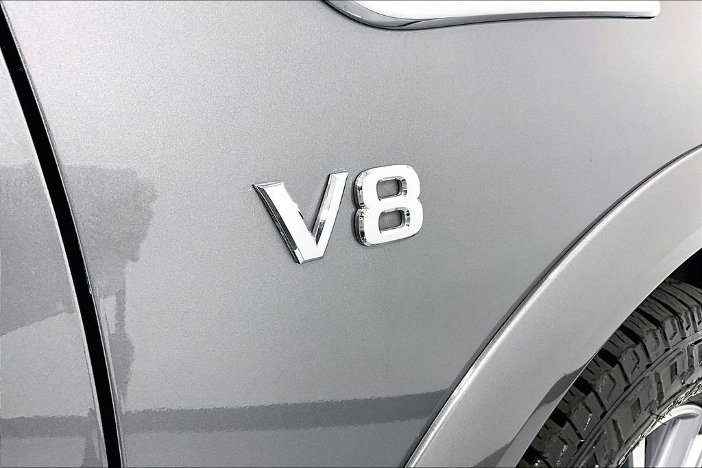 2022 Nissan Armada SV 4WD