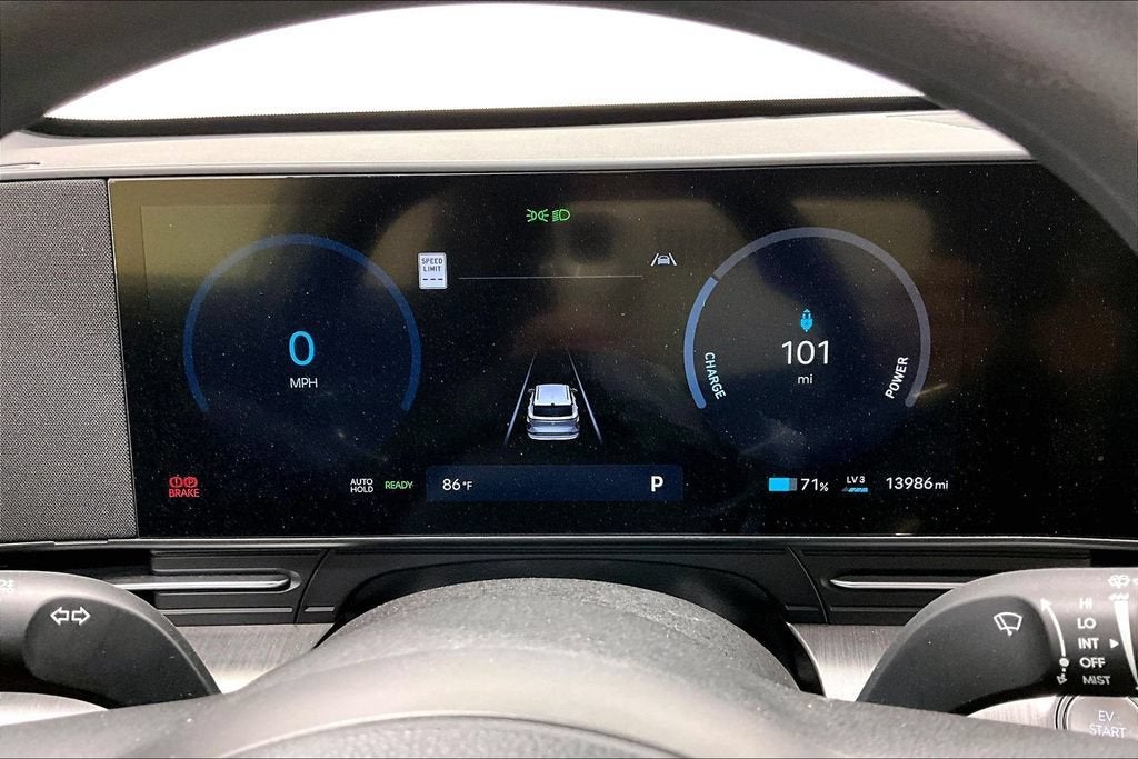 2024 Hyundai Kona Electric SE
