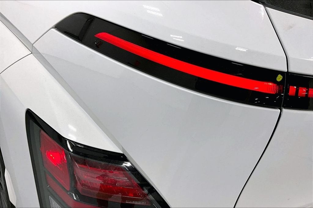 2024 Hyundai Kona Electric SE