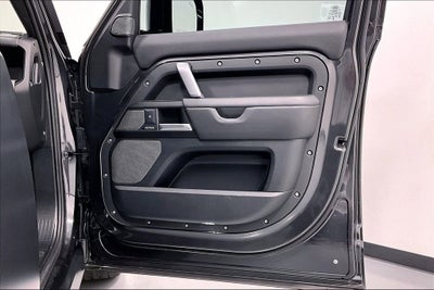 2024 Land Rover Defender Carpathian Edition