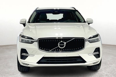 2022 Volvo XC60 Momentum