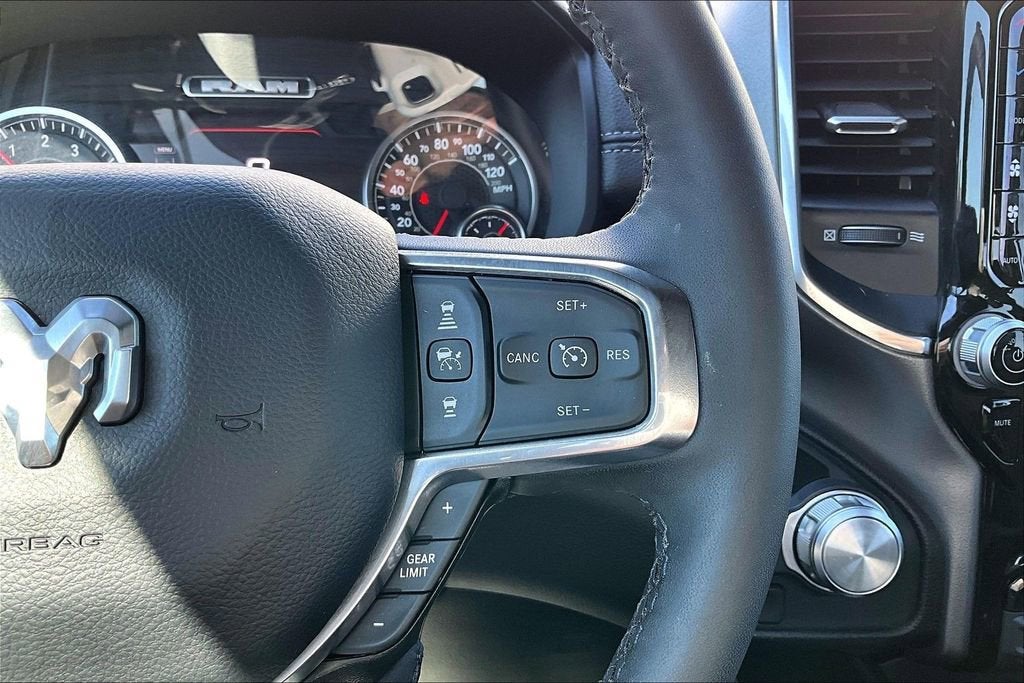 2025 RAM 1500 Laramie Crew Cab 4x4 5'7" Box