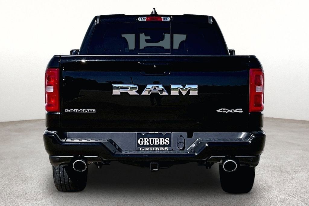 2025 RAM 1500 Laramie Crew Cab 4x4 5'7" Box