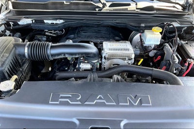 2019 RAM 1500 Longhorn Crew Cab 4x4 5'7" Box