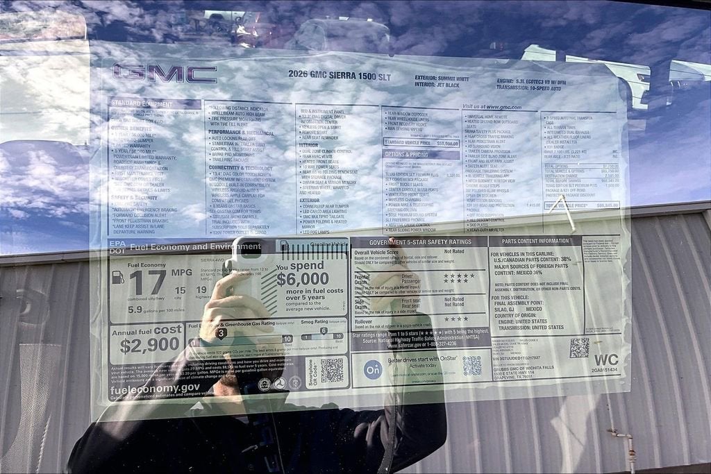 2026 GMC Sierra 1500 SLT